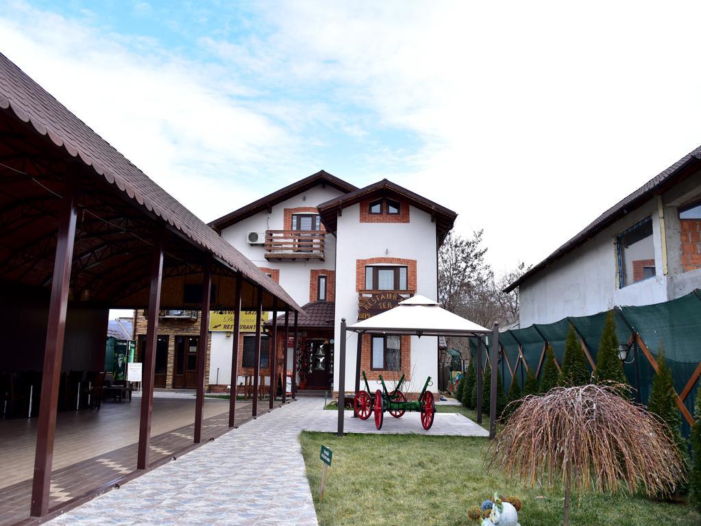 Pensiunea Dely_Cios Vălenii de Munte Dış mekan fotoğraf